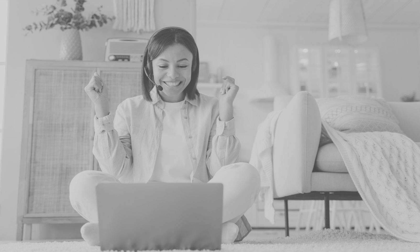 Teilnehmer bei einer Gruppendiskussion über Wirtschaftsindikatoren